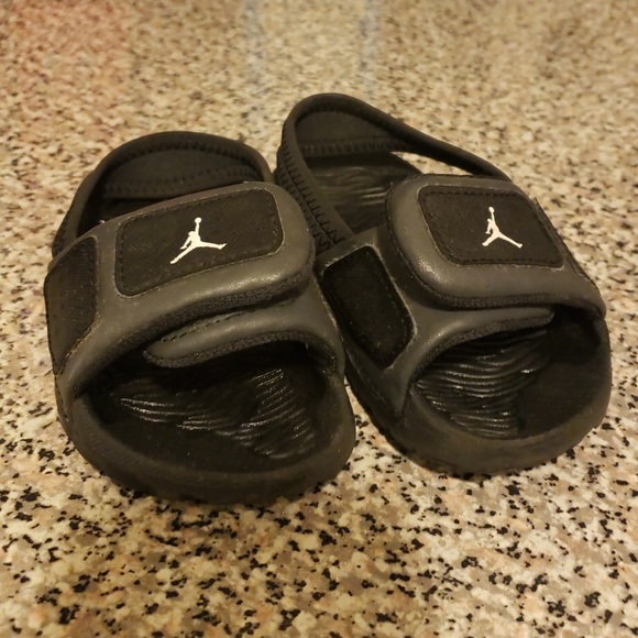 jordan infant sandals
